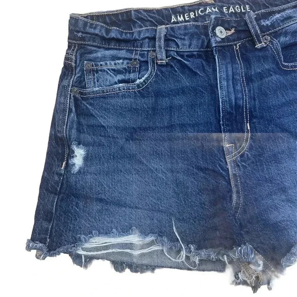 American Eagle TOMGIRL Denim Short Women’s Size 4 Raw Hem Distressed - Picture 3 of 13